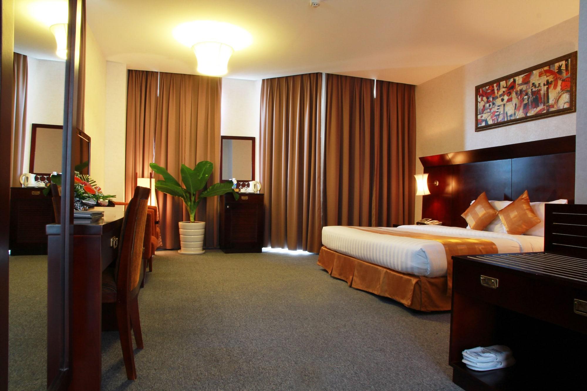 Dakruco Hotel Buon Ma Thuot Bagian luar foto