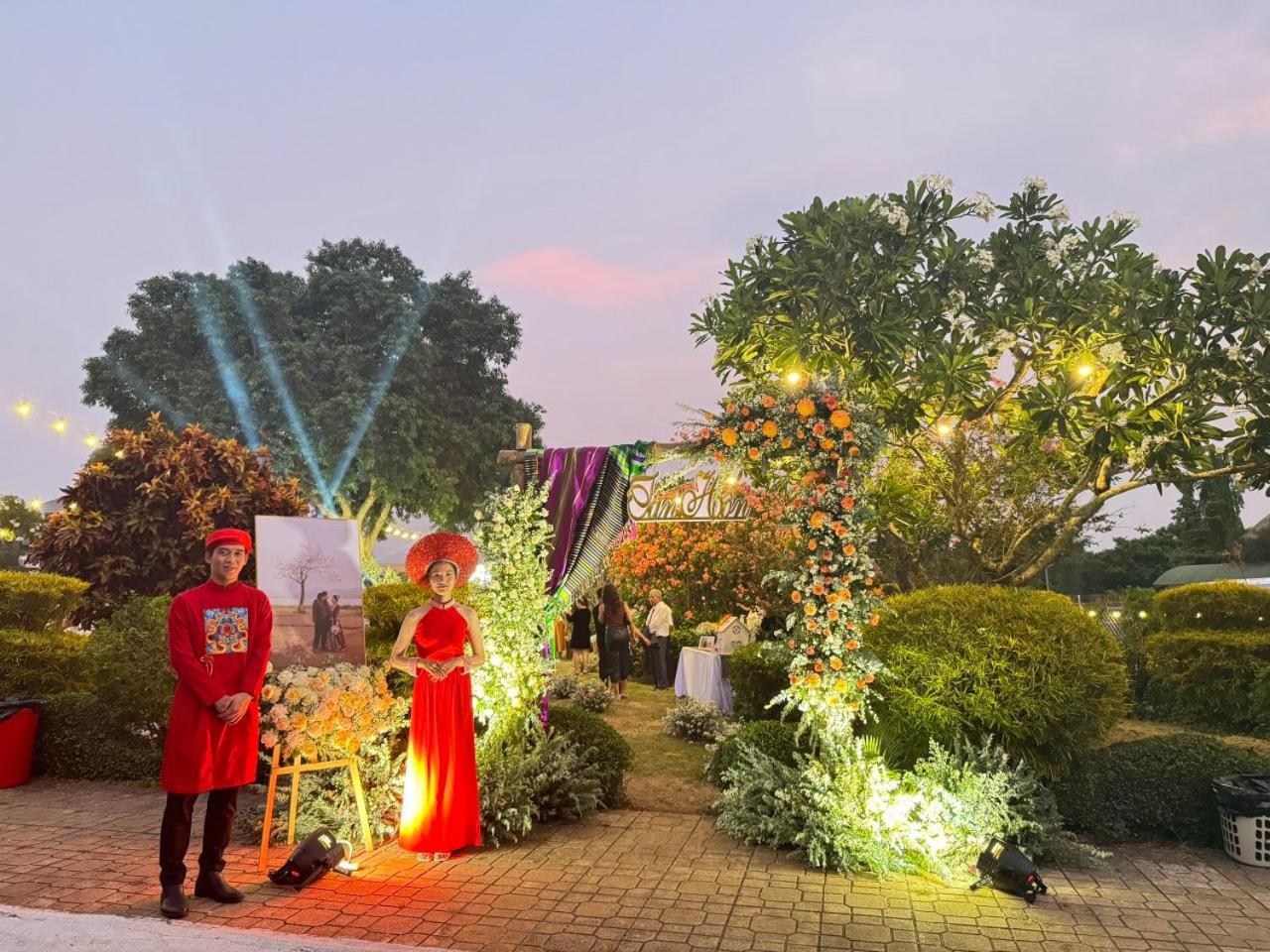 Dakruco Hotel Buon Ma Thuot Bagian luar foto