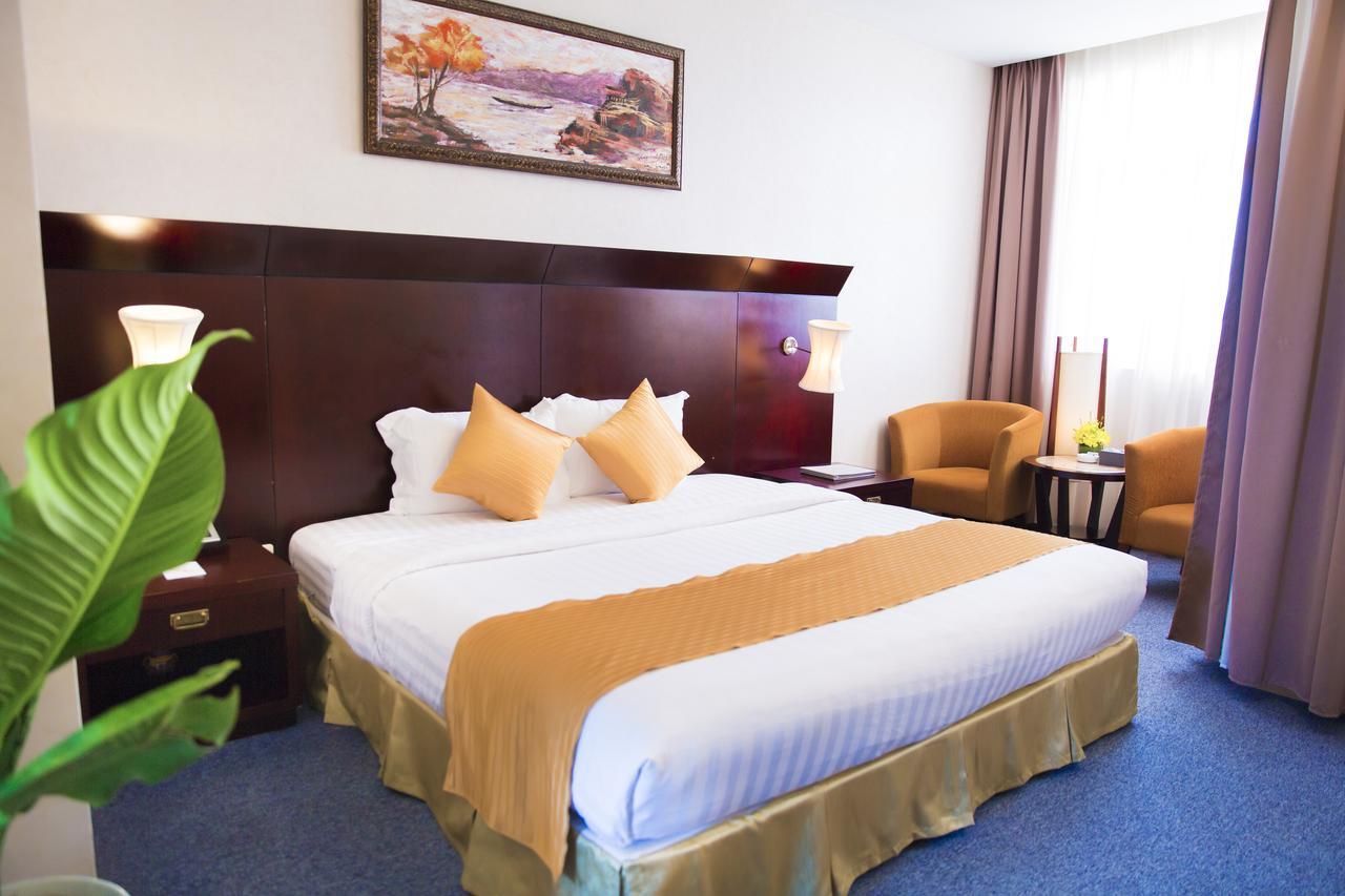 Dakruco Hotel Buon Ma Thuot Bagian luar foto